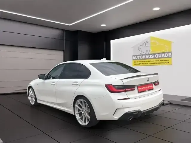 Gebraucht BMW 330 M Sport 258 PS (189 kW) 2019 Alpinweiss iii Limousine
