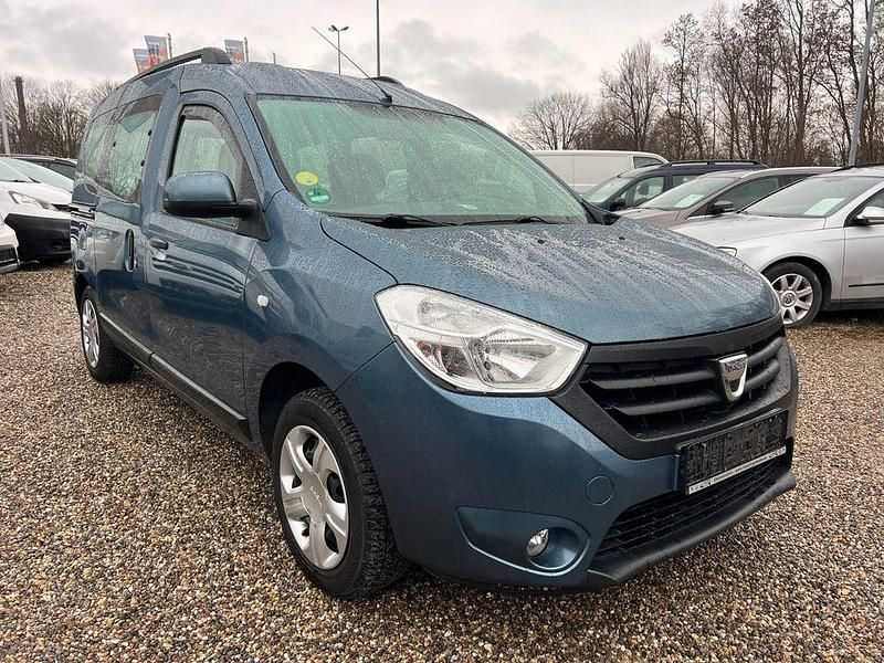 Gebraucht Dacia Dokker Lauréate 75 PS (55 kW) 2014 Blau Van / Kleinbus