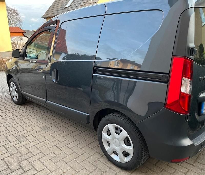 Gebraucht Dacia Dokker 130 PS (95 kW) 2020 Grau Van / Kleinbus