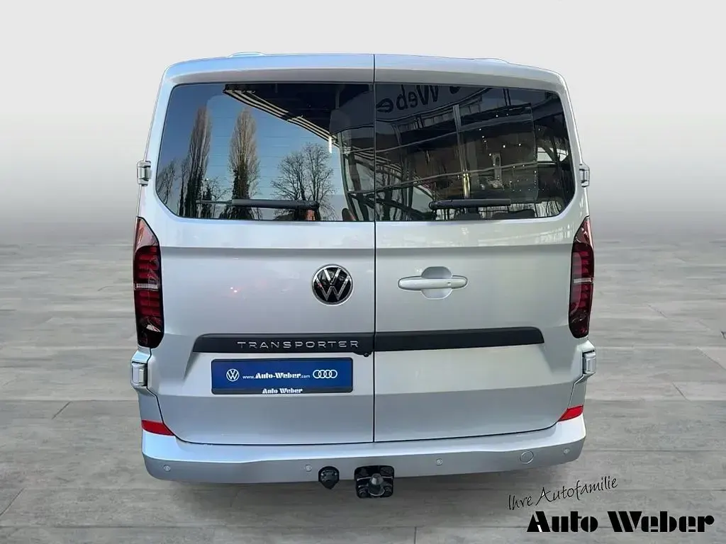 Gebraucht VW T7 150 PS (110 kW) 2025 Grau Van