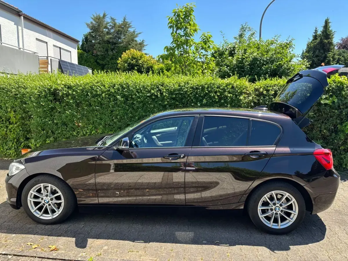 Gebraucht BMW 116 Efficient Dynamics 116 PS (85 kW) 2015 Braun Kleinwagen