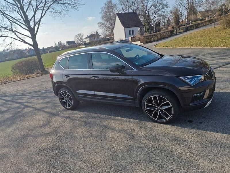Gebraucht Seat Ateca 4Drive 150 PS (110 kW) 2018 Braun SUV