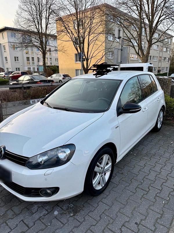 Gebraucht VW Golf VII Style 80 PS (58 kW) 2012 Weiß Limousine