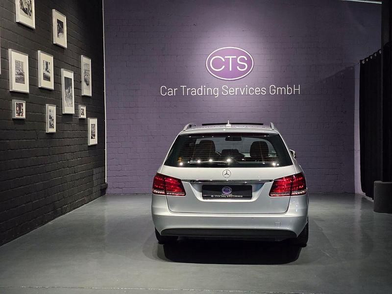 Gebraucht Mercedes E220 170 PS (125 kW) 2015 Silber Kombi