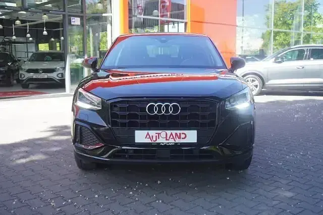 Gebraucht Audi Q2 Advanced 150 PS (110 kW) 2021 Schwarz SUV