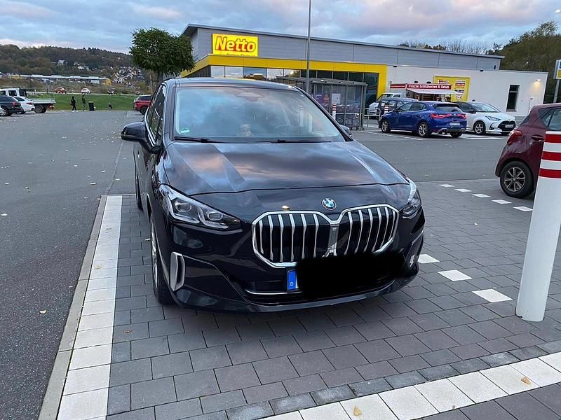 Gebraucht BMW 218 150 PS (110 kW) 2022 Schwarz Kombi