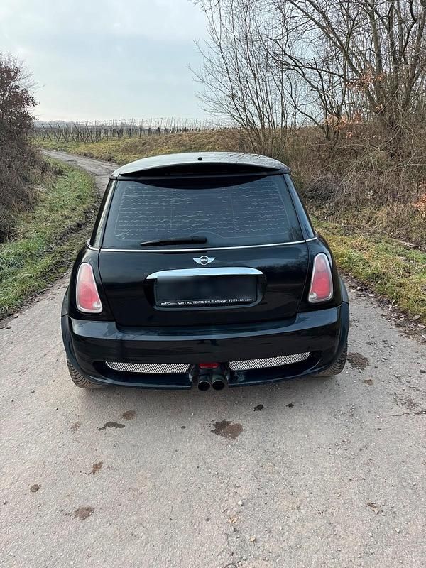 Gebraucht Mini ONE 90 PS (66 kW) 2003 Schwarz Kleinwagen