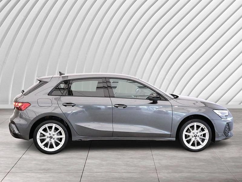 Gebraucht Audi A3 S-Line 150 PS (110 kW) 2025 Grau Limousine