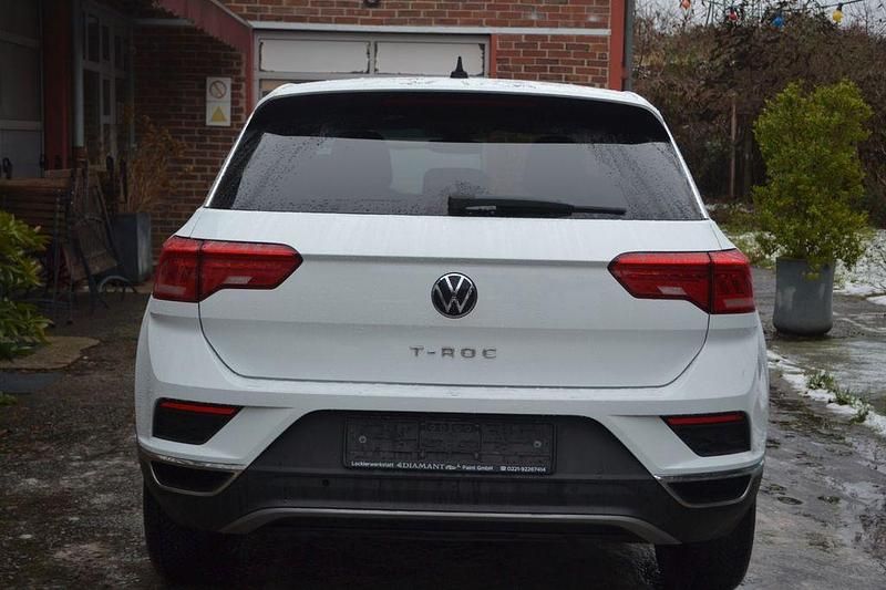 Gebraucht VW T-Roc 116 PS (85 kW) 2021 Weiß SUV