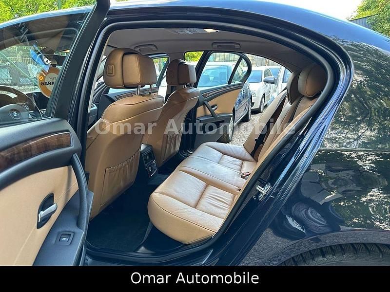 Gebraucht BMW 525 218 PS (160 kW) 2009 Blau Limousine