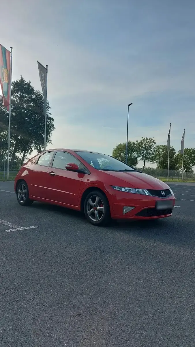 Gebraucht Honda Civic 99 PS (72 kW) 2010 Rot Coupé