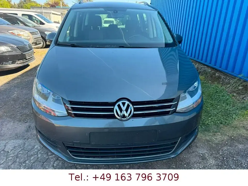 Gebraucht VW Sharan Comfortline 140 PS (102 kW) 2015 Grau Van / Kleinbus