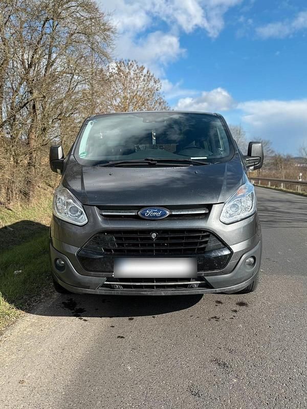 Gebraucht Ford Tourneo 170 PS (125 kW) 2017 Grau Van / Kleinbus