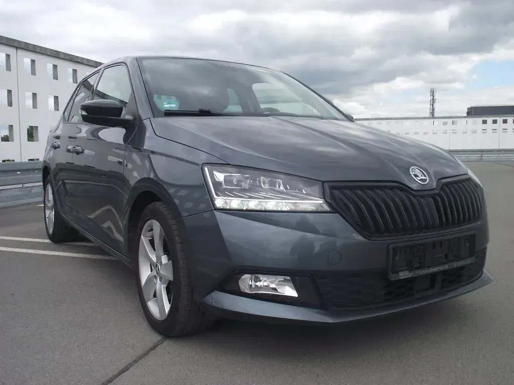 Gebraucht Skoda Fabia Style 95 PS (69 kW) 2021 Grau Kleinwagen