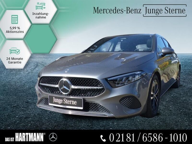 Grau Gebraucht 2023 Mercedes A180 Progressive Limousine | 29.670 € (Etwas zu teuer) - Bild 1/4