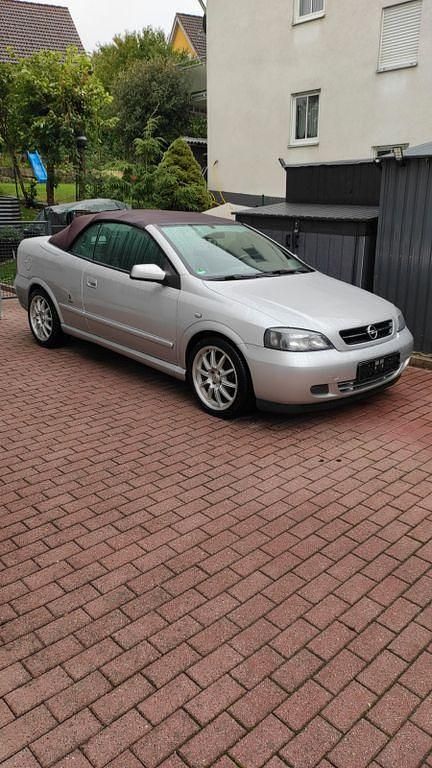 Gebraucht Opel Astra Cabriolet 101 PS (74 kW) 2002 Silber Cabrio