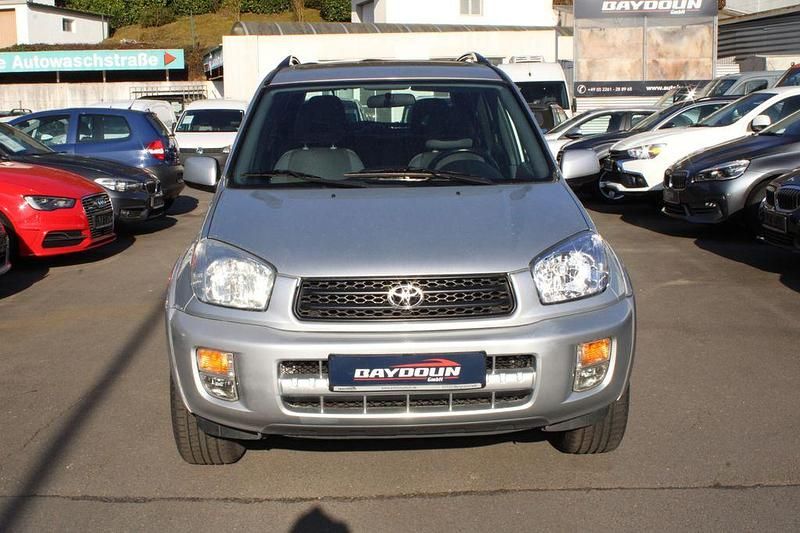 Gebraucht Toyota RAV4 150 PS (110 kW) 2003 Silber SUV