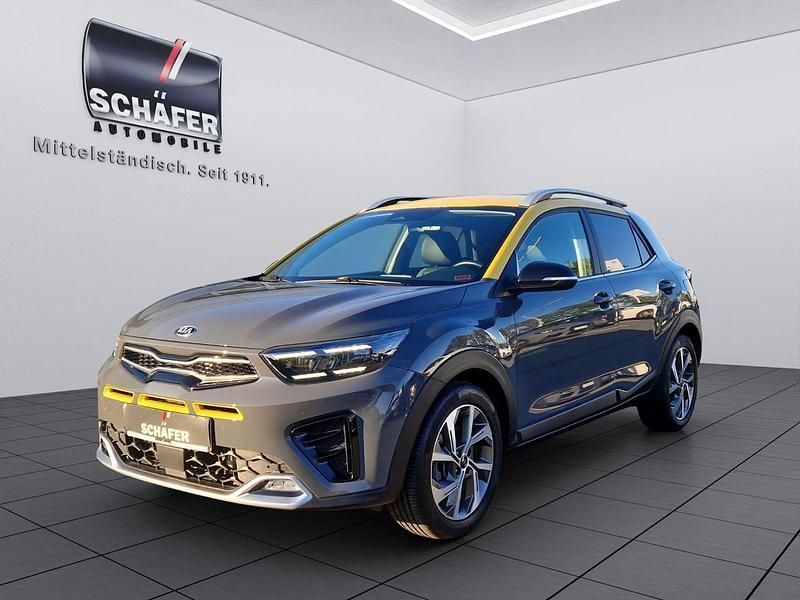 Grau Gebraucht 2021 Kia Stonic GT-Line SUV | 20.990 € (Teuer) - Bild 1/4