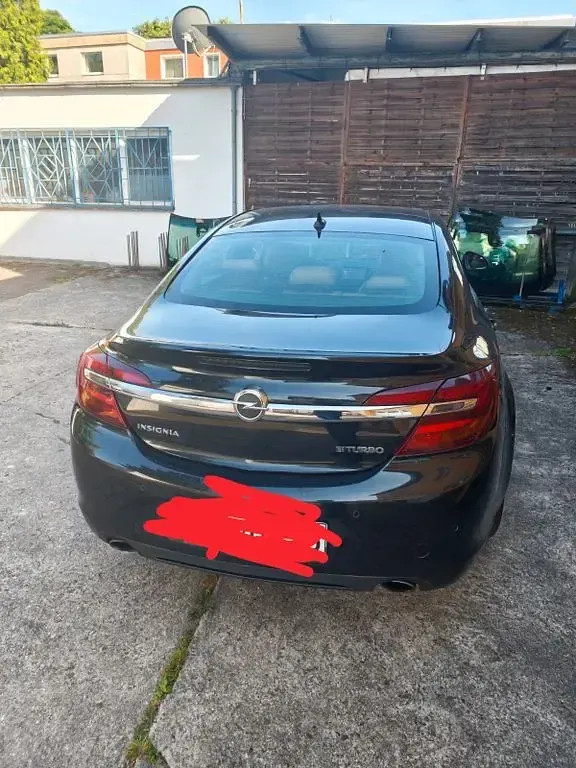 Gebraucht Opel Insignia 194 PS (142 kW) 2014 Schwarz Limousine