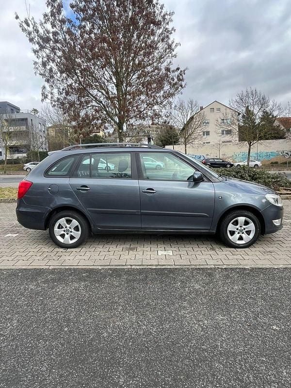 Gebraucht Skoda Fabia 86 PS (63 kW) 2011 Grau Kombi