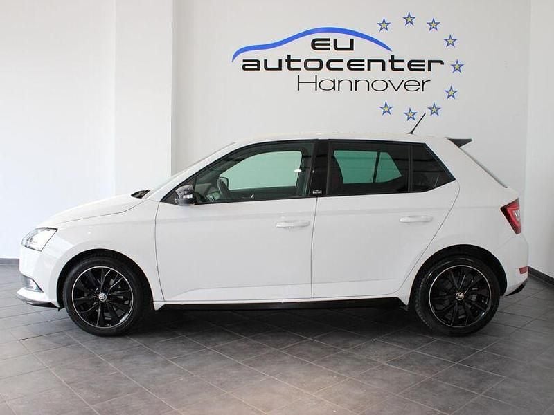Gebraucht Skoda Fabia Monte Carlo 95 PS (69 kW) 2021 Candyweiss Kleinwagen