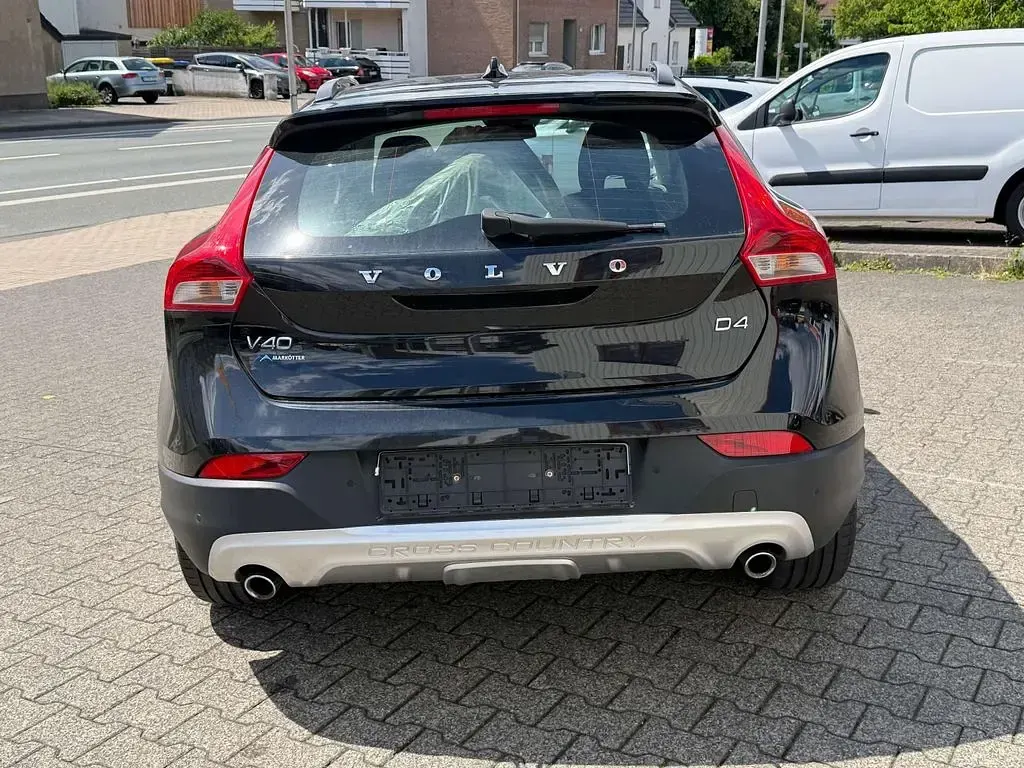 Gebraucht Volvo V40 CC 190 PS (139 kW) 2014 Schwarz Kombi