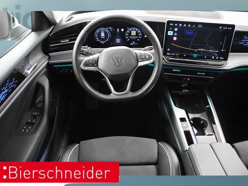 Gebraucht VW Passat 150 PS (110 kW) 2025 Weiß Kombi