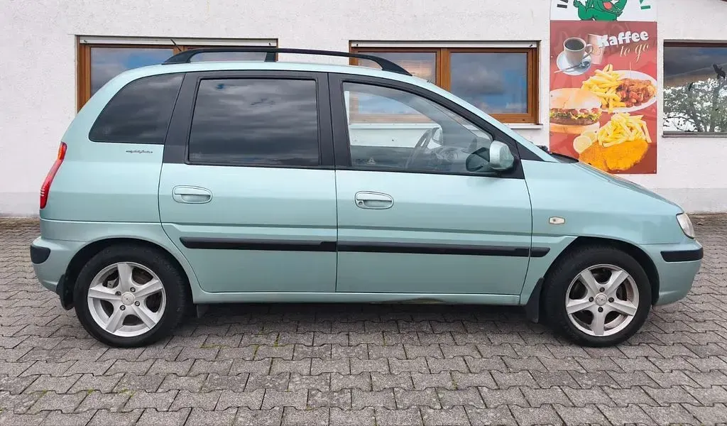 Gebraucht Hyundai Matrix GLS 122 PS (89 kW) 2005 Silber Van / Kleinbus