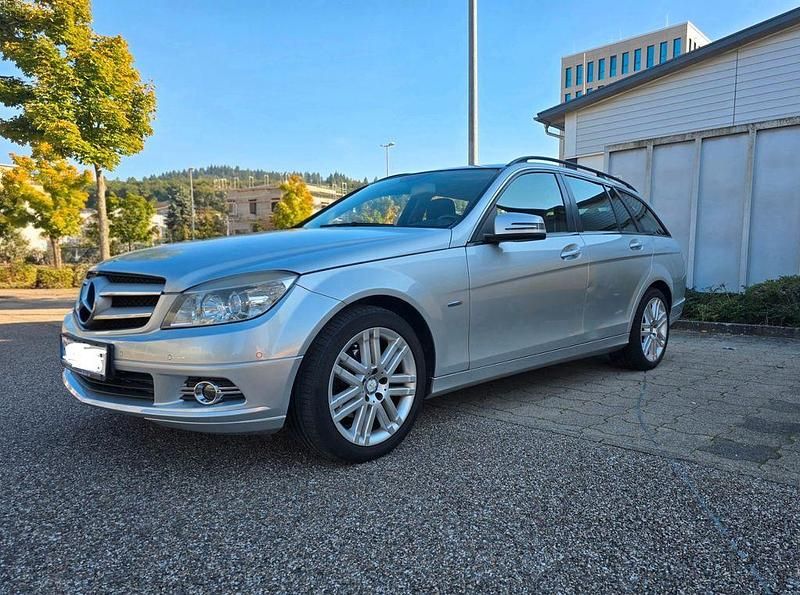 Silber Gebraucht 2009 Mercedes C180 Kombi | 5.550 € (Fairer Preis) - Bild 1/4