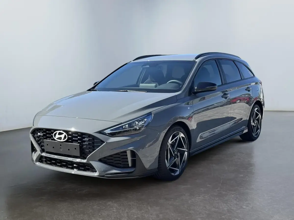 Neu Hyundai i30 N Line 150 PS (110 kW) 2026 Shadow grau Kombi