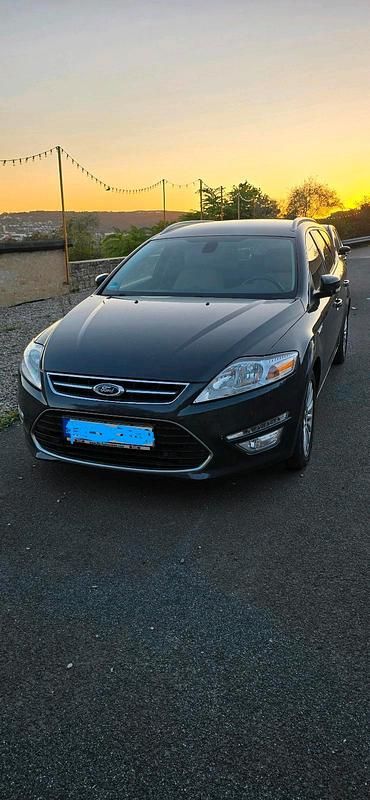 Blau Gebraucht 2014 Ford Mondeo Kombi | 6.000 € (Guter Preis) - Bild 1/4