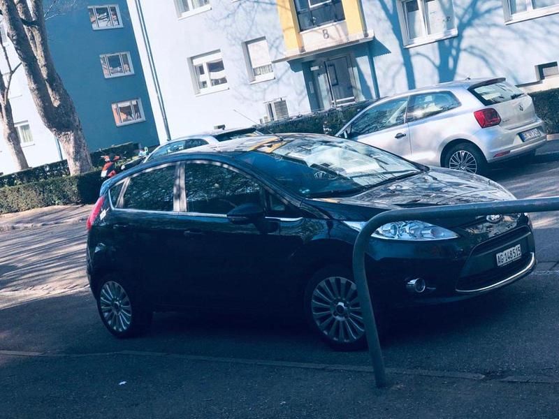 Gebraucht Ford Fiesta Titanium 97 PS (71 kW) 2009 Schwarz Kleinwagen