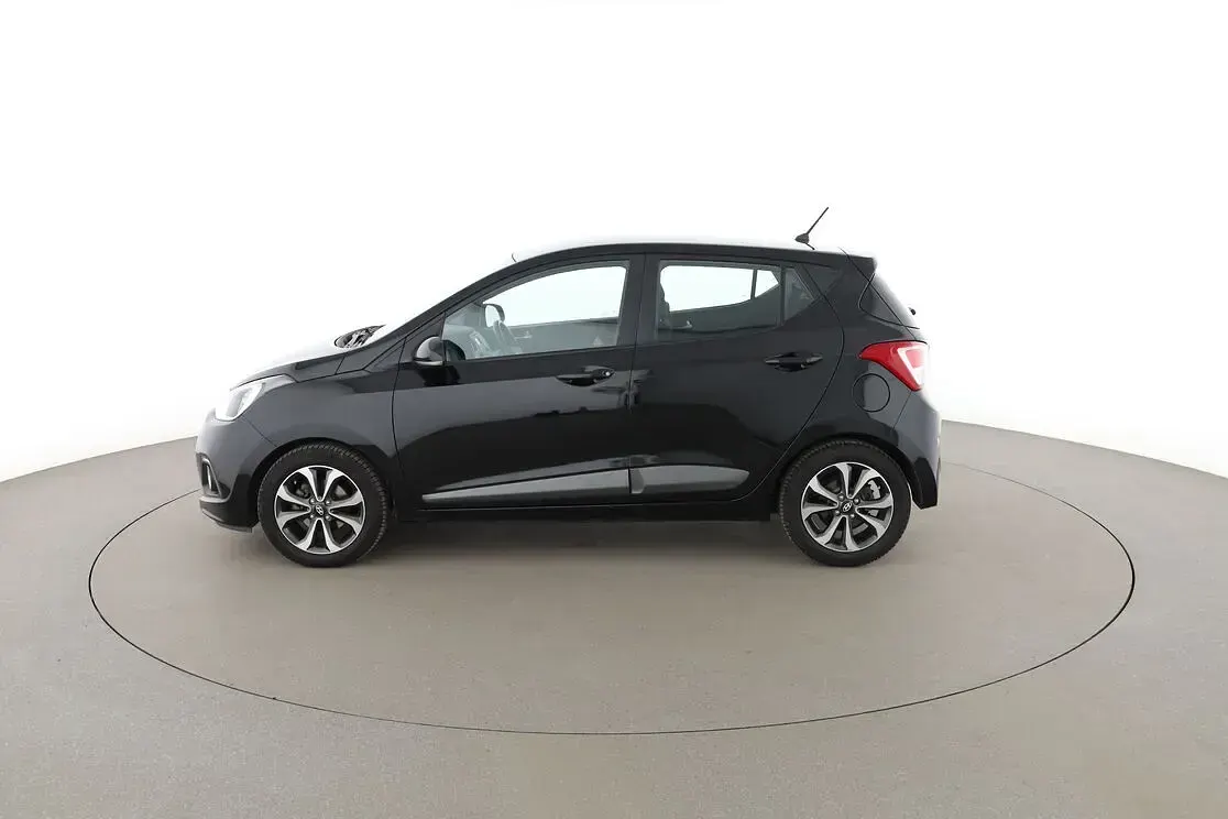 Gebraucht Hyundai i10 YES! 87 PS (63 kW) 2015 Schwarz Kleinwagen