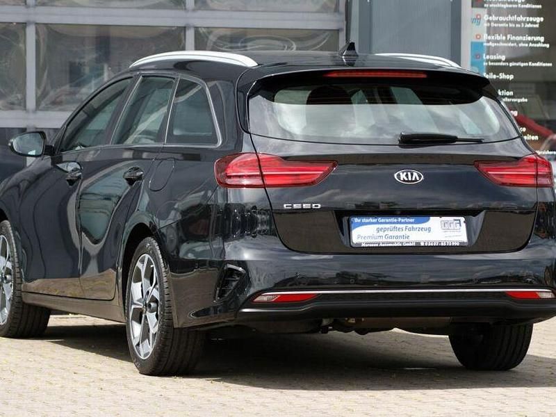 Gebraucht Kia Ceed 100 PS (73 kW) 2020 Andere Kleinwagen
