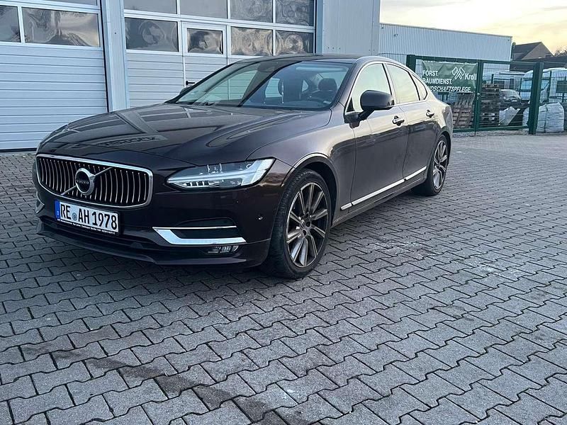 Gebraucht Volvo S90 Inscription 250 PS (183 kW) 2017 Braun Limousine