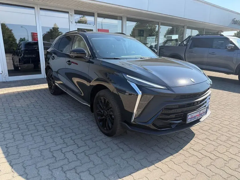 Gebraucht DFSK Forthing 5 177 PS (130 kW) 2025 Schwarz SUV