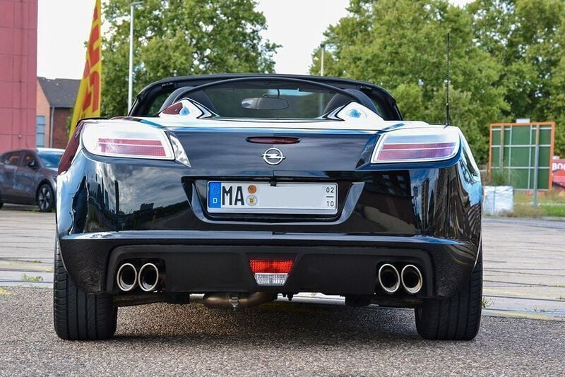 Gebraucht Opel GT 264 PS (194 kW) 2008 Schwarz Cabrio