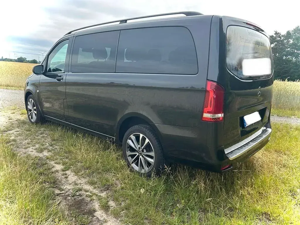 Gebraucht Mercedes Vito 241 PS (177 kW) 2022 Grau Van