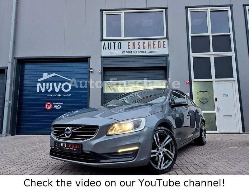 Gebraucht Volvo S60 Dynamic 190 PS (139 kW) 2018 Grau Limousine