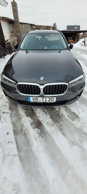 Gebraucht BMW 530 Sport Line 286 PS (210 kW) 2022 Braun Kombi
