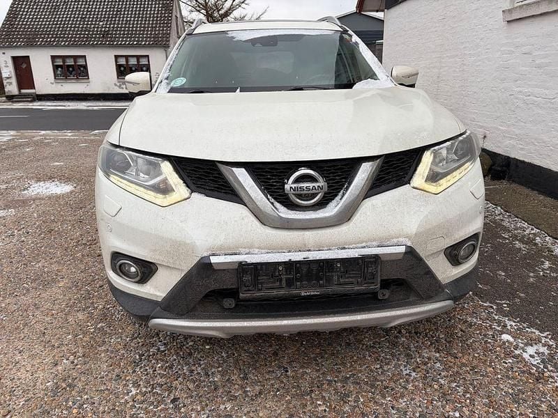 Gebraucht Nissan X-Trail Tekna 131 PS (96 kW) 2016 Weiß SUV
