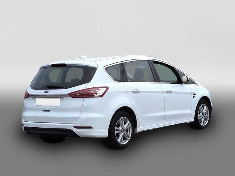 Gebraucht Ford S-MAX Titanium 150 PS (110 kW) 2022 Weiß Van / Kleinbus