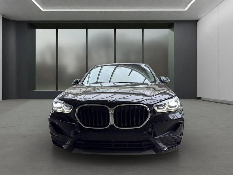 Gebraucht BMW X1 Advantage 150 PS (110 kW) 2022 Schwarz / schwarz ii SUV
