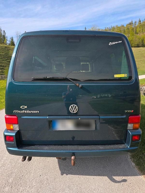 Używany VW T4 151 KM (111 kW) 2002 Zielony Van