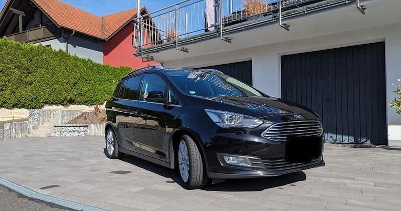 Gebraucht Ford Grand C-Max Titanium 150 PS (110 kW) 2015 Schwarz Van / Kleinbus
