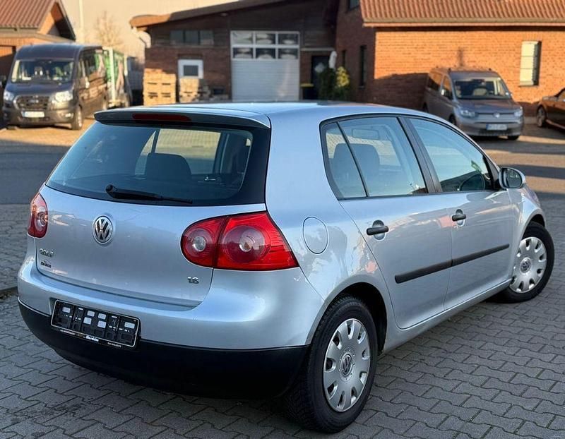 Gebraucht VW Golf IV Trendline 102 PS (75 kW) 2005 Silber Limousine
