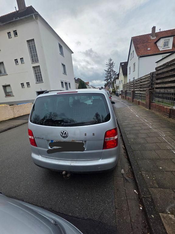 Gebraucht VW Touran 116 PS (85 kW) 2005 Silber Van / Kleinbus