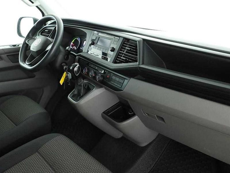 Gebraucht VW Transporter 113 PS (83 kW) 2021 Weiß Van
