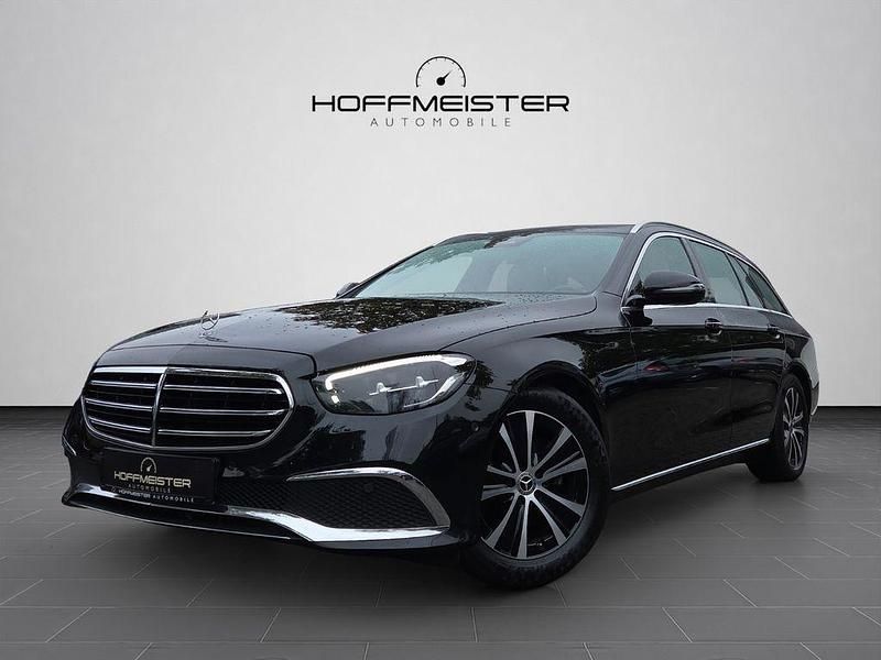 Schwarz Gebraucht 2021 Mercedes E220 Limousine | 28.370 € (Superpreis) - Bild 1/4