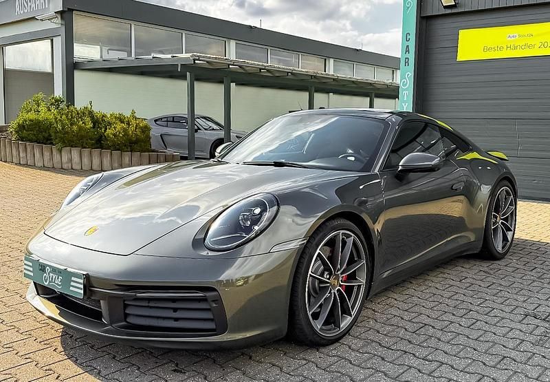 Grün metallic Gebraucht 2019 Porsche 911 Carrera 4S | 115.700 € (Superpreis) - Bild 1/4